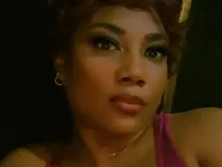 Nude MandyJohn